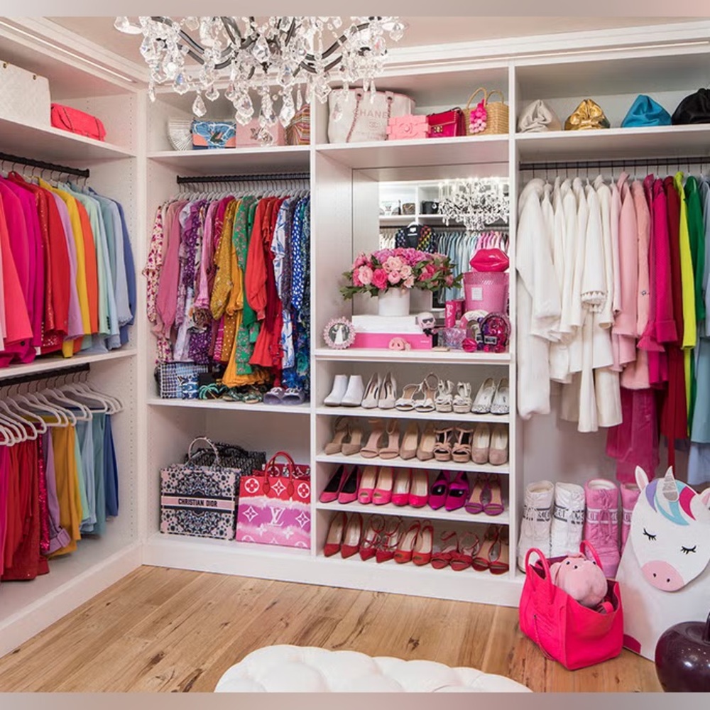 🩷🩷🩷✨✨✨CLOSET CLEAN OUT✨✨✨🩷🩷🩷 - Picture 2 of 2